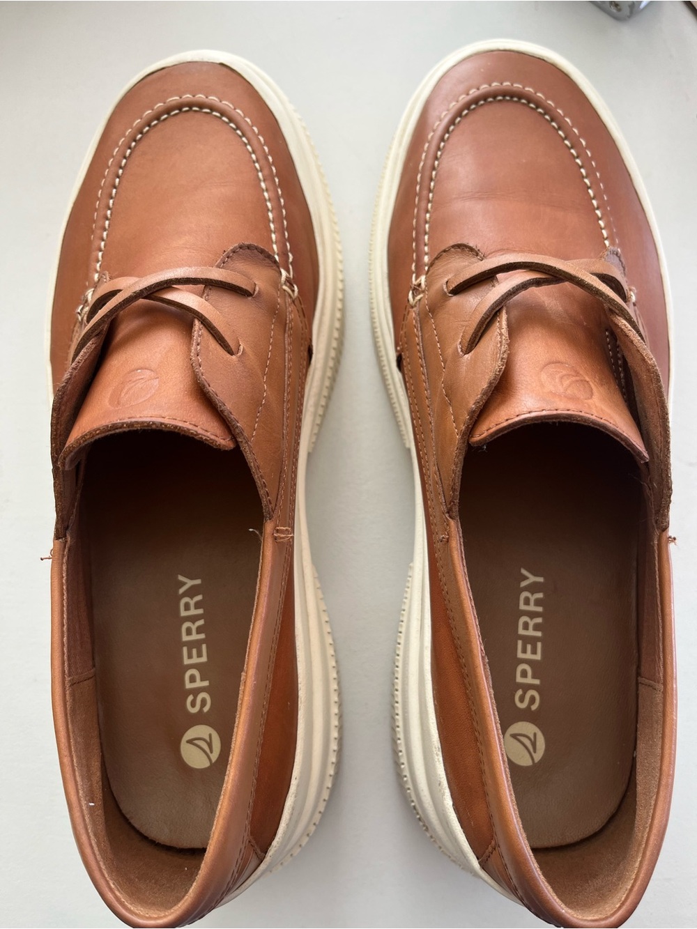 Sperry Women’s Highland Tan Leather Boat Shoes